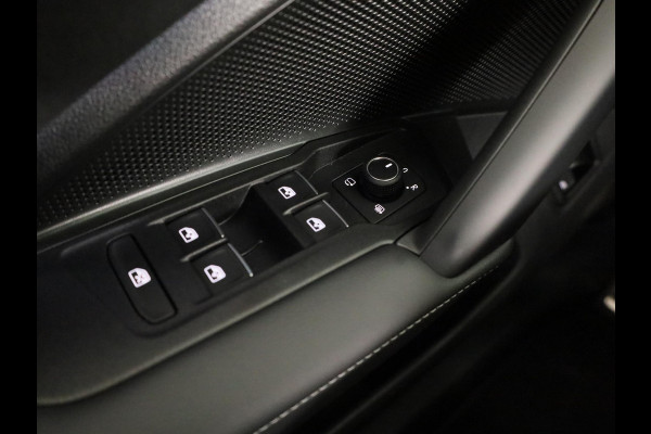 Volkswagen Tiguan R-Line Edition 1.5 eHybrid 150 kW / 204 PK SUV 6 v Head-Up Display | Panoramadak | Stoelverwarming