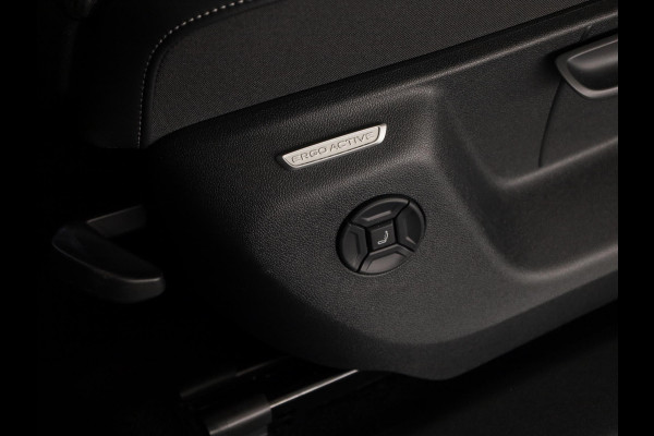 Volkswagen Tiguan R-Line Edition 1.5 eHybrid 150 kW / 204 PK SUV 6 v Head-Up Display | Panoramadak | Stoelverwarming