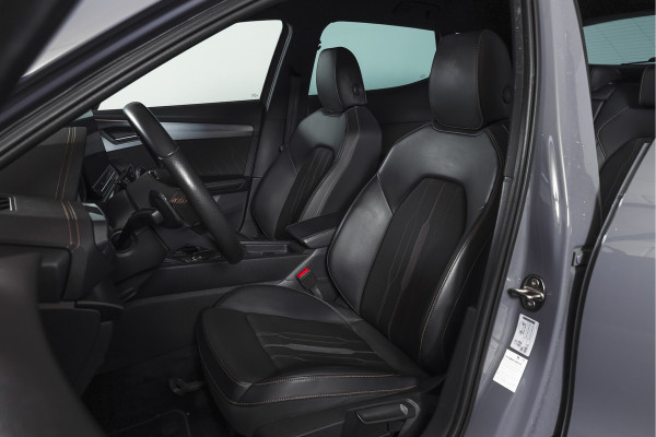 CUPRA Formentor 1.4 TSI e-Hybrid 204 PK Essential Orig. NL | Graphene Grey | Dig. Cockpit | Adapt. Cruise | PDC | NAV + App. Connect | ECC | LM 19" |