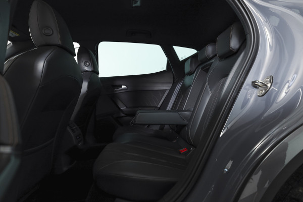 CUPRA Formentor 1.4 TSI e-Hybrid 204 PK Essential Orig. NL | Graphene Grey | Dig. Cockpit | Adapt. Cruise | PDC | NAV + App. Connect | ECC | LM 19" |