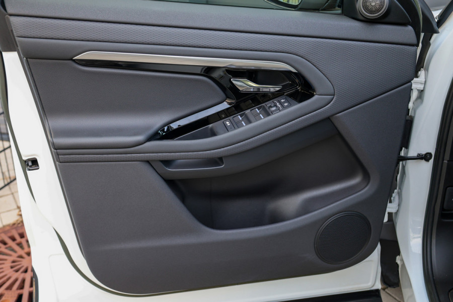 Land Rover Range Rover Evoque 1.5 P300e AWD R-Dynamic SE | PANO | CAMERA | CARPLAY | ACC | ELEK KOFFERKLEP | ELEK STOELEN |