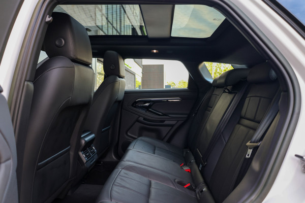 Land Rover Range Rover Evoque 1.5 P300e AWD R-Dynamic SE | PANO | CAMERA | CARPLAY | ACC | ELEK KOFFERKLEP | ELEK STOELEN |