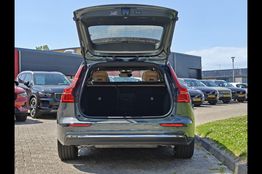 Volvo V60 T6 AWD 350PK Plug-in Hybrid Ultra Bright | Demo | BLIS | Stoelventilatie | Massage Stoelen | Panodak | 360 Camera | B&W |