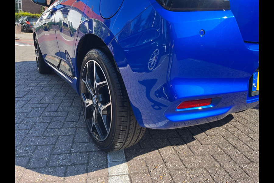 Suzuki Swift 1.2 Style Smart Hybrid Automaat 17"