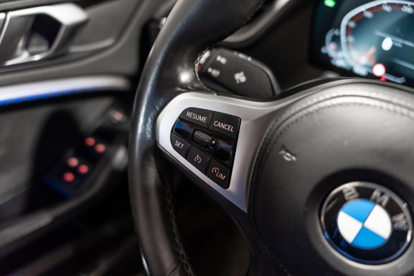 BMW 1-serie 118i Automaat M Pakket LED NAVI Sfeer Verlichting