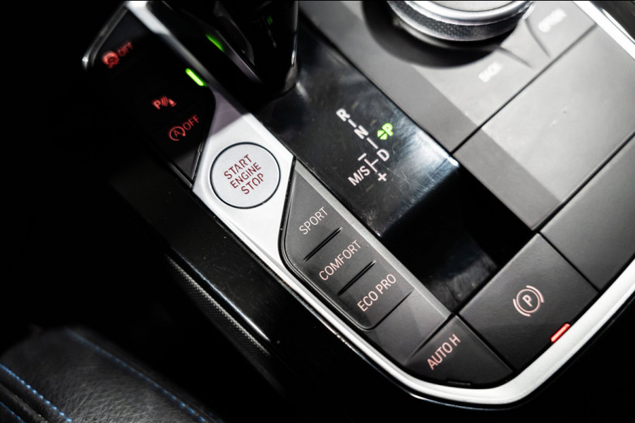 BMW 1-serie 118i Automaat M Pakket LED NAVI Sfeer Verlichting
