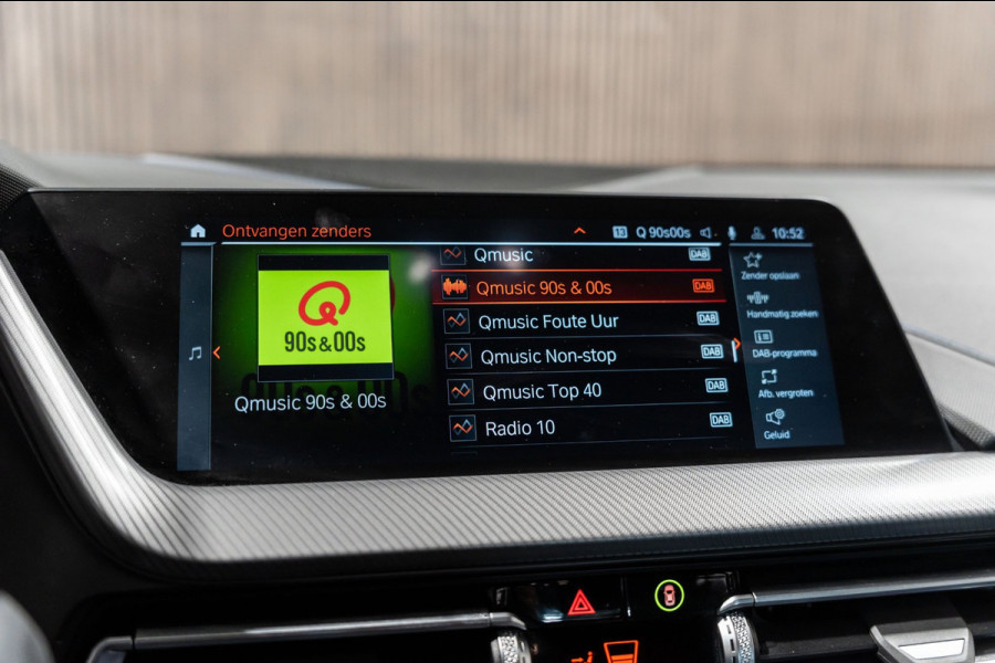 BMW 1-serie 118i Automaat M Pakket LED NAVI Sfeer Verlichting