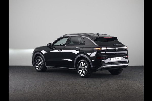 Volkswagen T-Roc Limited Edition 1.5 eTSI 85 kW / 116 PK SUV 7 vers Achteruitrijcamera | Stoelverwarming | Carplay