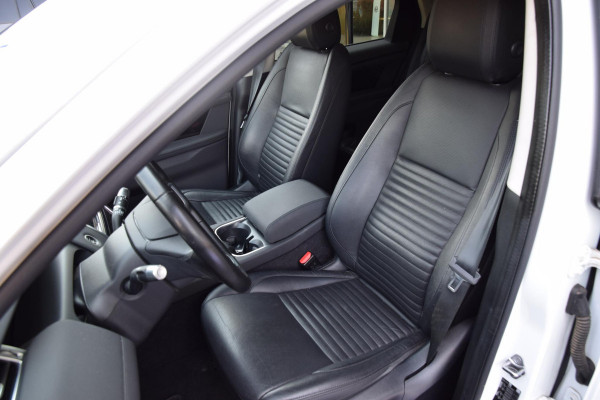 Land Rover Discovery Sport P300e PHEV SE