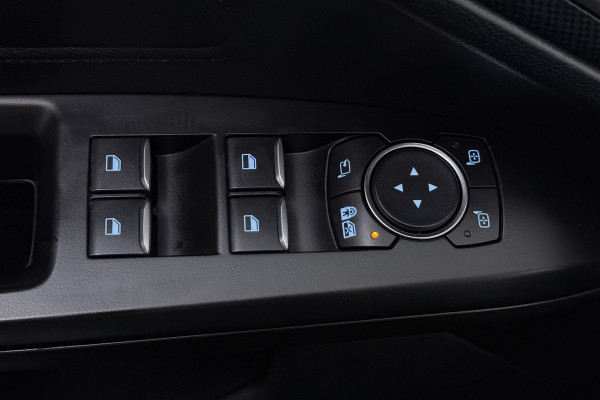 Ford FOCUS Wagon 1.0 EcoBoost Hybrid ST Line X Business (CAMERA, TREKHAAK, B&O SOUND, STOEL/STUUR VERWARMING, SENSOREN)