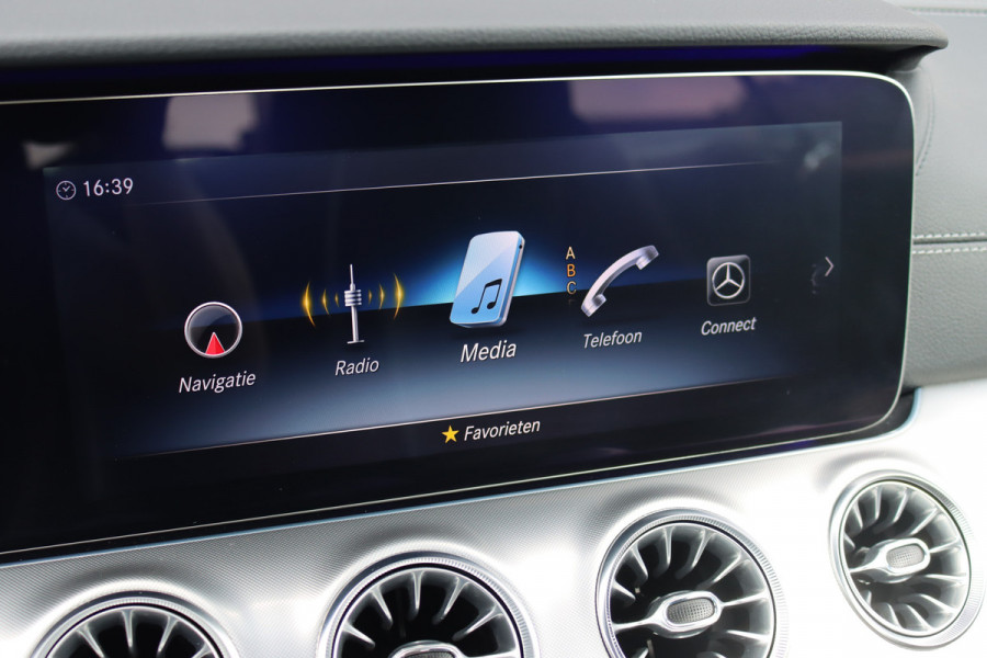 Mercedes-Benz E-Klasse Cabrio 200 AMG Line Premium Aut9 | Airscarf | Burmester | Memory | HUD | Surround Camera | Dodehoekassistent | Intelligent Light System | Cabrioletcomfortpakket |