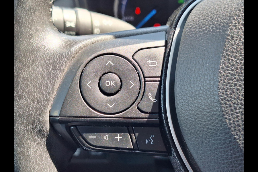Toyota RAV4 2.5 Hybrid AWD Style | Trekhaak, Dodehoekherkenning, Stoel + Stuurverwarming, 18inch, Keyless, 1.650KG Trekgewicht