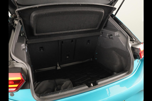Volkswagen ID.3 Pro Edition 58 kWh 204PK | SOH 88% | Navigatie | Stoelverwarming | Camera | Parkeersensoren