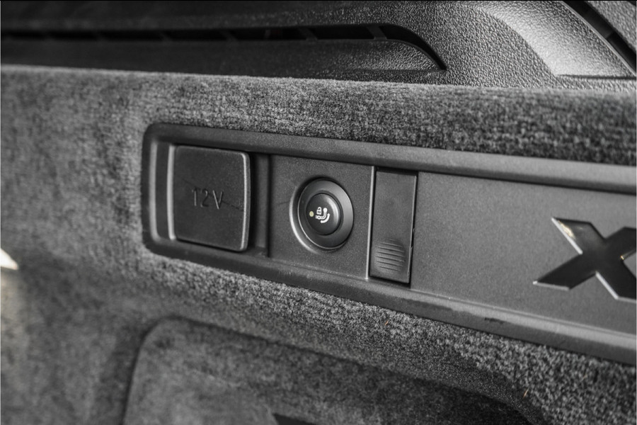 BMW X5 xDrive50e Launch Edition M-Sport Pro Pano M-Stoel M-Performance H/K Trekhaak