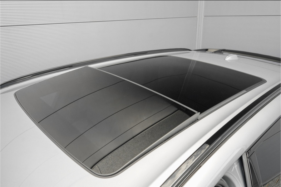 BMW X5 xDrive50e Launch Edition M-Sport Pro Pano M-Stoel M-Performance H/K Trekhaak