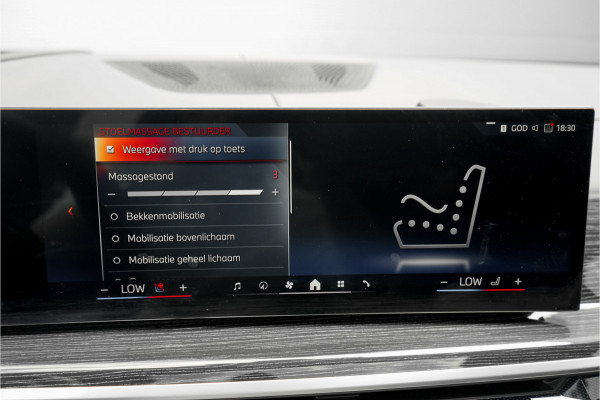 BMW X5 xDrive50e Launch Edition M-Sport Pro Pano M-Stoel M-Performance H/K Trekhaak