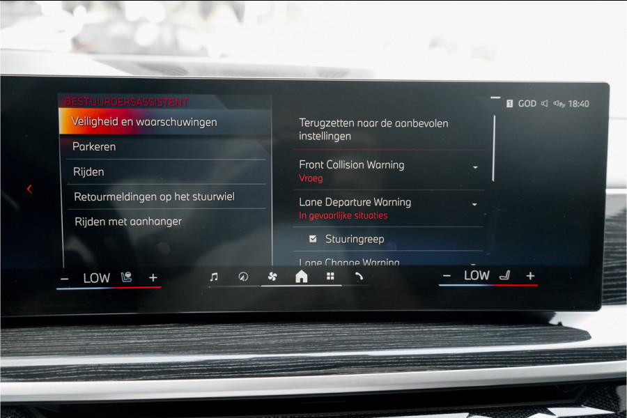 BMW X5 xDrive50e Launch Edition M-Sport Pro Pano M-Stoel M-Performance H/K Trekhaak