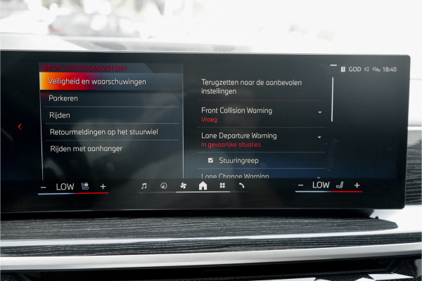 BMW X5 xDrive50e Launch Edition M-Sport Pro Pano M-Stoel M-Performance H/K Trekhaak