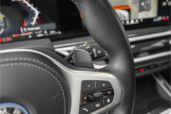 BMW X5 xDrive50e Launch Edition M-Sport Pro Pano M-Stoel M-Performance H/K Trekhaak