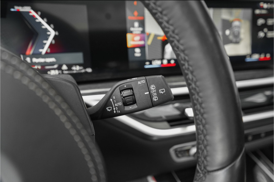 BMW X5 xDrive50e Launch Edition M-Sport Pro Pano M-Stoel M-Performance H/K Trekhaak