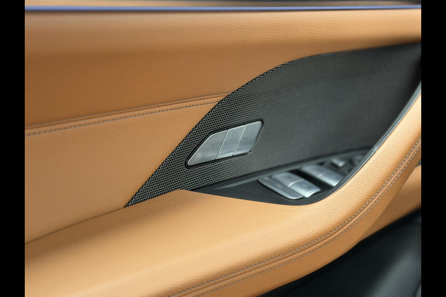 BMW i4 M50 High Ex 544 PK M-Sport Pro |Carbon in/exterieur|Pano|Laser|H/K|M-seats|20"|Trekhaak