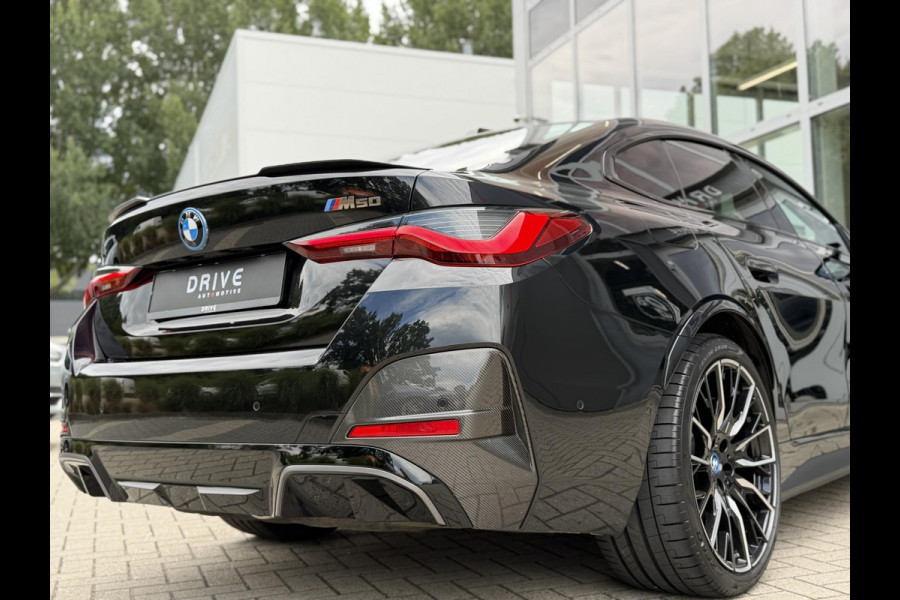 BMW i4 M50 High Ex 544 PK M-Sport Pro |Carbon in/exterieur|Pano|Laser|H/K|M-seats|20"|Trekhaak