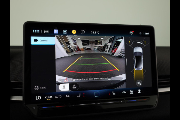 Volkswagen T-Roc Limited Edition 1.5 eTSI 85 kW / 116 PK SUV 7 vers Achteruitrijcamera | Stoelverwarming | Carplay