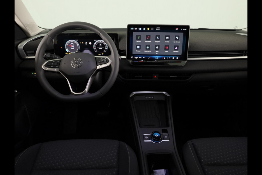 Volkswagen T-Roc Limited Edition 1.5 eTSI 85 kW / 116 PK SUV 7 vers Achteruitrijcamera | Stoelverwarming | Carplay
