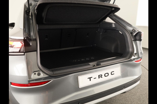 Volkswagen T-Roc Limited Edition 1.5 eTSI 85 kW / 116 PK SUV 7 vers Achteruitrijcamera | Stoelverwarming | Carplay