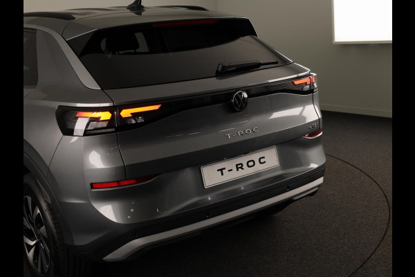 Volkswagen T-Roc Limited Edition 1.5 eTSI 85 kW / 116 PK SUV 7 vers Achteruitrijcamera | Stoelverwarming | Carplay