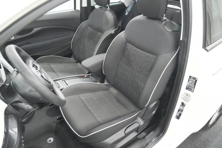 Fiat 500C Icon 42 kWh | SOH 96% | Convenience Pack | Camera | Dodehoekdetectie | Stoelverwarming