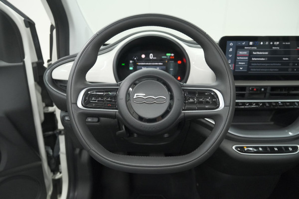 Fiat 500C Icon 42 kWh | SOH 96% | Convenience Pack | Camera | Dodehoekdetectie | Stoelverwarming