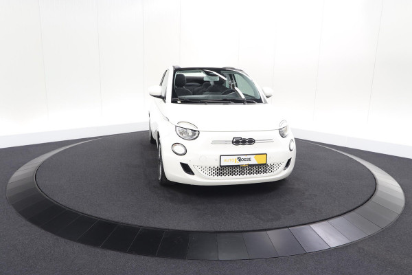 Fiat 500C Icon 42 kWh | SOH 96% | Convenience Pack | Camera | Dodehoekdetectie | Stoelverwarming