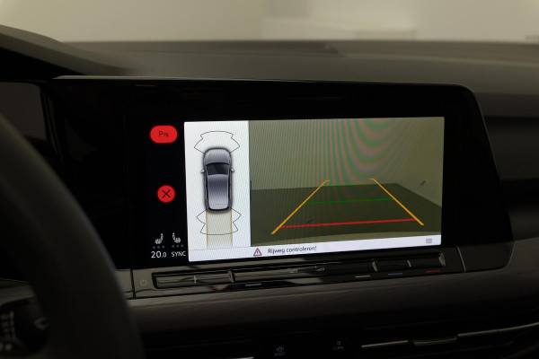 Volkswagen Golf 1.5 eTSI Style |Panoramadak|Massage|Carplay|