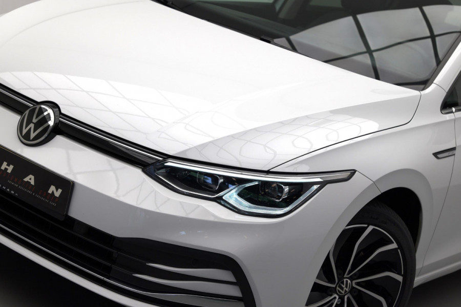 Volkswagen Golf 1.5 eTSI Style |Panoramadak|Massage|Carplay|