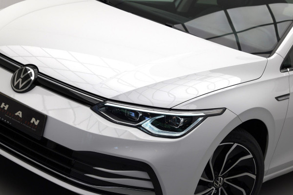 Volkswagen Golf 1.5 eTSI Style |Panoramadak|Massage|Carplay|