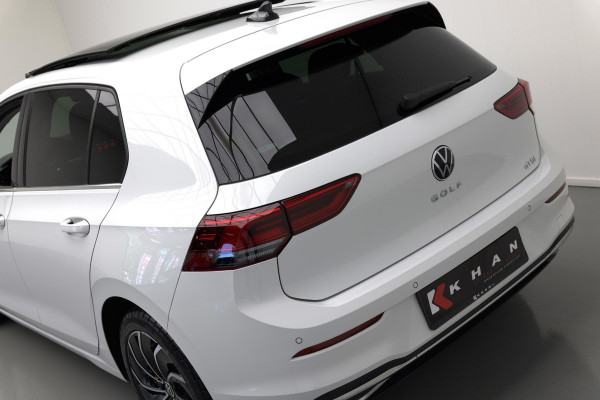 Volkswagen Golf 1.5 eTSI Style |Panoramadak|Massage|Carplay|