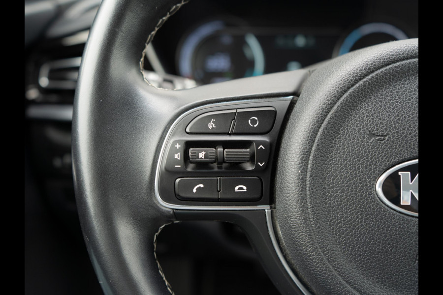 Kia e-Niro DynamicLine 64 kWh | trekhaak |