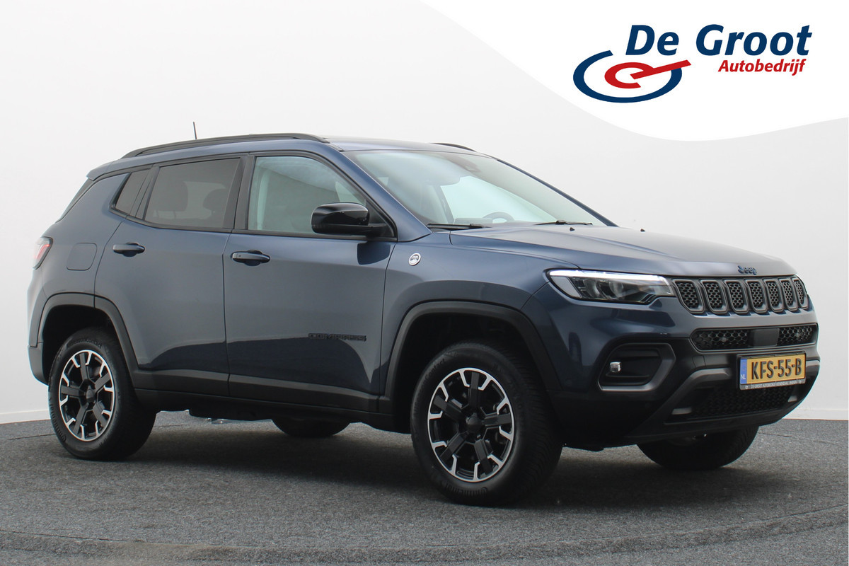 Jeep Compass 4xe 240 Plug-in Hybrid Electric Trailhawk Panoramadak, Leder/Stof, ACC, Camera, Apple Carplay, Virtual Cockpit, 17''