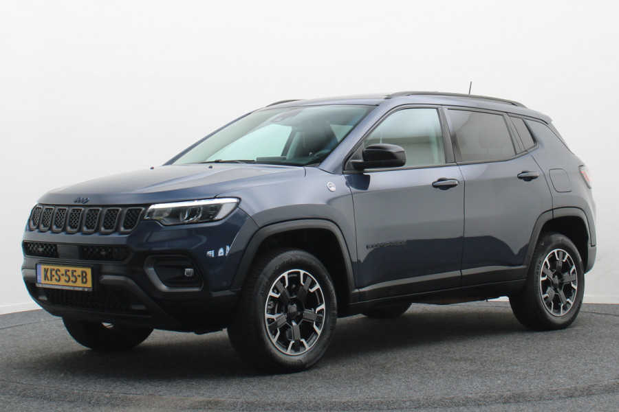 Jeep Compass 4xe 240 Plug-in Hybrid Electric Trailhawk Panoramadak, Leder/Stof, ACC, Camera, Apple Carplay, Virtual Cockpit, 17''