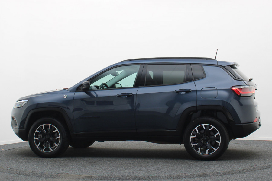 Jeep Compass 4xe 240 Plug-in Hybrid Electric Trailhawk Panoramadak, Leder/Stof, ACC, Camera, Apple Carplay, Virtual Cockpit, 17''