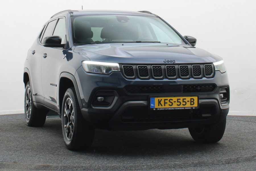 Jeep Compass 4xe 240 Plug-in Hybrid Electric Trailhawk Panoramadak, Leder/Stof, ACC, Camera, Apple Carplay, Virtual Cockpit, 17''