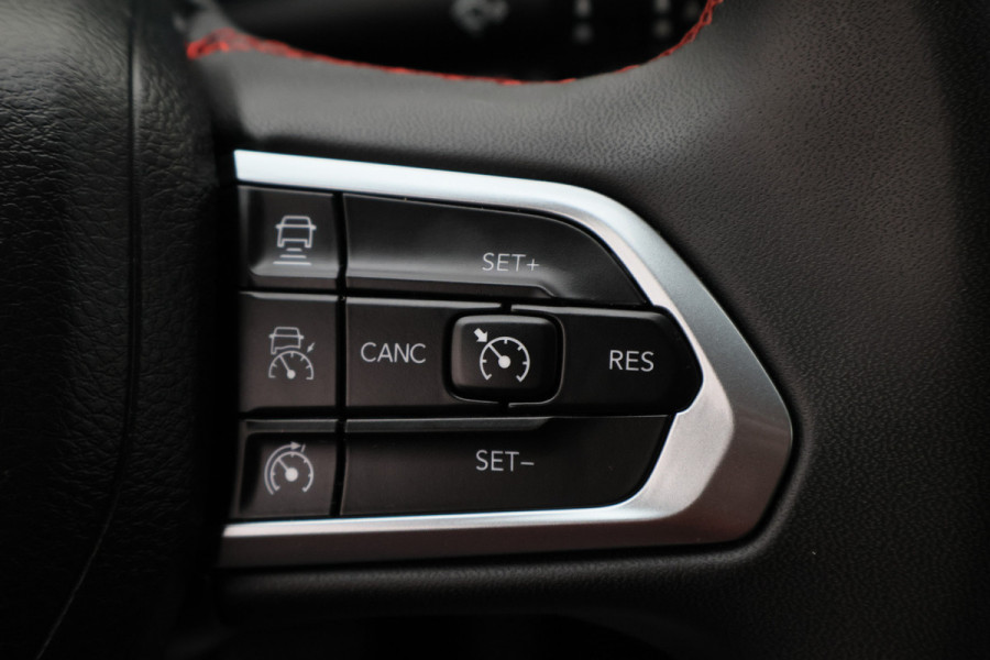 Jeep Compass 4xe 240 Plug-in Hybrid Electric Trailhawk Panoramadak, Leder/Stof, ACC, Camera, Apple Carplay, Virtual Cockpit, 17''