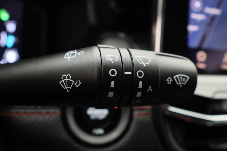 Jeep Compass 4xe 240 Plug-in Hybrid Electric Trailhawk Panoramadak, Leder/Stof, ACC, Camera, Apple Carplay, Virtual Cockpit, 17''