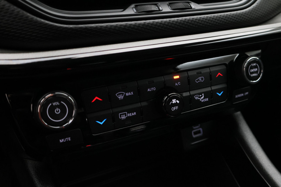 Jeep Compass 4xe 240 Plug-in Hybrid Electric Trailhawk Panoramadak, Leder/Stof, ACC, Camera, Apple Carplay, Virtual Cockpit, 17''