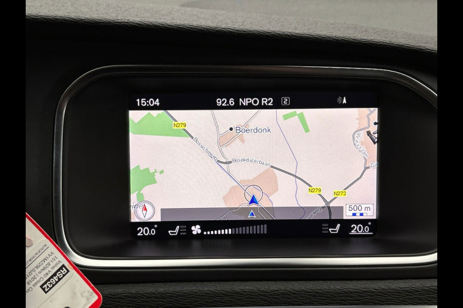 Volvo V40 Cross Country 1.5 T3 Nordic+ | Origineel NL | Dealer Onderhouden | Memory | Stoel Verwarming | Trekhaak | Panoramadak |