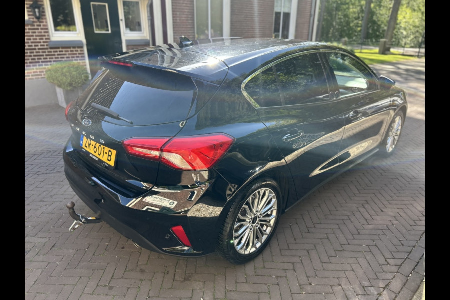 Ford Focus 1.0 125pk Tit. Bns Navi, Carplay, 17” LMV, Trekhaak