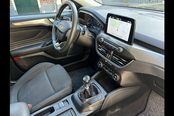 Ford Focus 1.0 125pk Tit. Bns Navi, Carplay, 17” LMV, Trekhaak
