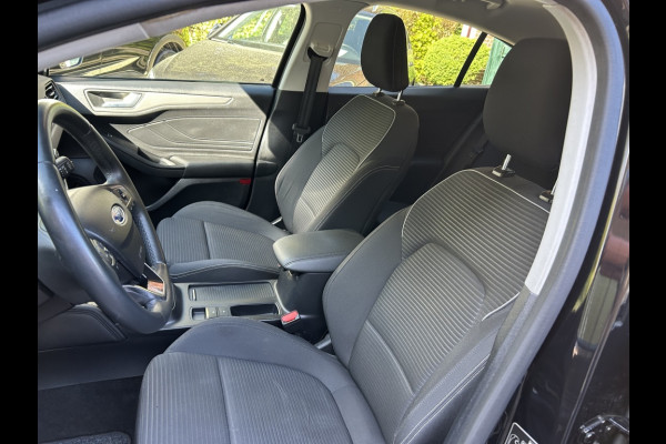 Ford Focus 1.0 125pk Tit. Bns Navi, Carplay, 17” LMV, Trekhaak