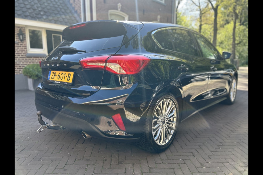 Ford Focus 1.0 125pk Tit. Bns Navi, Carplay, 17” LMV, Trekhaak